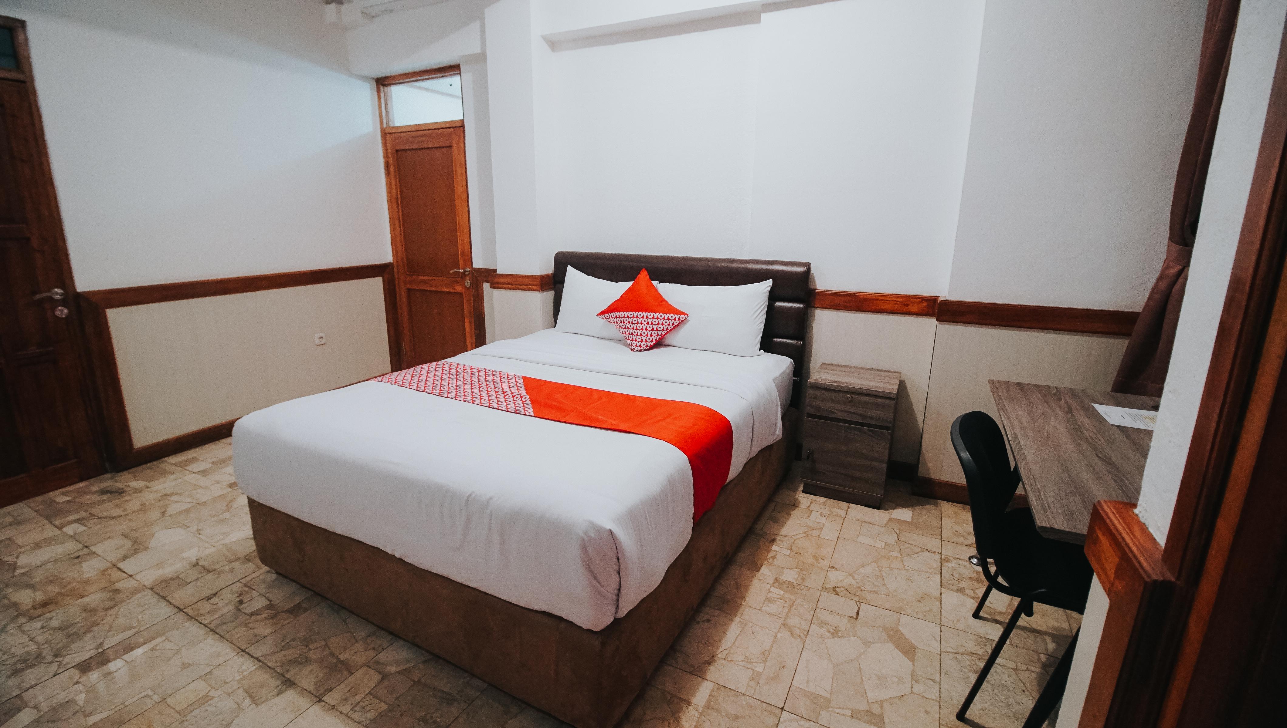 Oyo 1209 Tirtasari Nice Guesthouse Bandung Exterior foto
